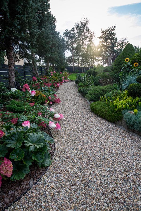 Hortus Apartament Z Klimatyzacja Болеславец Екстериор снимка